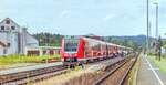 Als 612 060 am 13.7.02 in Neuhaus (Pegnitz) auf Gleis 2 hielt, gab es dort noch keine Bahnsteigunterf�hrung.
