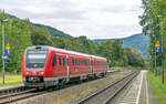 612 140 raste am 17.9.24 auf Gleis 1 durch Hohenstadt.