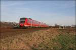 612 547/047 und 612 050/550 durchfahren das Ruhrtal bei Wickede (Ruhr) als RE17 (RE 3912)  Sauerland-Express  nach Hagen Hauptbahnhof. (28.12.07)