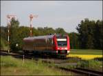 612 114 erreicht als Regionalexpress von Bayreuth Hbf nach Wrzburg Hbf den Bahnof Harsdorf.