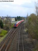 RE 3694 richtung Gera Hbf in Form von zwei 612ern kurz vor Wiesau (Oberpf), 21.04.2010