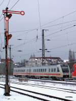 In der damaligen Farbgebung Fernverkehrsvariante (Mogelpackung) 612 992 in Dresden-Neustadt, 26.02.2005  