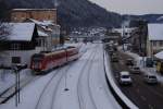 612 085 fhrt als RE nach Oberstdorf aus dem Immenstdter Bahnhof aus, 27.12.10