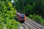 612 561 mit dem RE 3696 von Regensburg nach Gera zwischen Windischeschenbach und Reuth, 12.06.2011