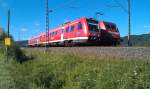 101 124 + BR 612 begegnen sich Ende Juni in Neukenroth auf der Frankenwaldbahn.