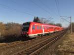 Ein dreier Gespann der Triebwagengattung 612 auf dem Weg nach Erfurt passiert hier im Bild den Haltepunkt Hopfgarten bei Weimar am 14.02.2015