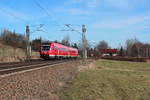 612 532 fährt am 04.03.2017 als RE 3660 (Glauchau (Sachs) - Göttingen) durch den Ortsteil Glauchau Schönbörnchen.