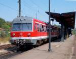 614 053 steht in Uelzen zur Abfahrt als RB 24280 nach Bremen bereit - 08.08.2004  