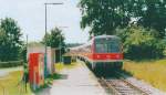 614 008 hlt am 11.8.00 auf dem Weg nach Simmelsdorf-Httenbach in Rollhofen. 