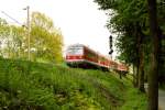 614 054+060 als RB nach Cadolzburg am 08.05.2006 zwischen Frth Hbf und Frth-Westvorstadt.