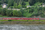 Dieser Lint81-Dieseltriebzug (620 007) war Anfang August 2021 bei Remagen zu sehen.