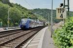 Als RE17 ist der VLEXX 622 942 in Hirzenach gen St.Goar fahrend von mir abgelichtet worden am Donnerstag den 20.6.2019