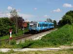 Der 628 424 als RB nach Passau am 14.05.2017 unterwegs bei Sulzbach am Inn.