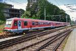 928 597-3 und 628 625-5 erreichen am 17.6.2017 als RB75 (RB21273) von Rendsburg den Kieler Hauptbahnhof.