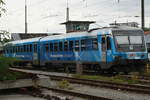 In Straubing steht am Donnerstag den 30.8.2018 in der Abstellung der Triebwagen 628 424 auf dessen Zielanzeiger Bogen zu lesen ist.