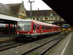 Der mittlerweile in Karsdorf z. gestellte 628 903 stand Anfang Juli 2017 noch in Lindau Hbf als RB nach Friedrichshagen Hafen.