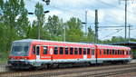 Eine Sonderfahrt (Betriebsfeier oder -ausflug oder sowas ähnliches) mit 628 652 am 21.05.19 Durchfahrt Bf. Flughafen Berlin-Schönefeld.