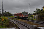 Der ex Dortmunder 628 698 war am 12.08.19 als RB von Lindau nach FN-Hafen unterwegs, hier bei der einfahrt in Enzisweiler 