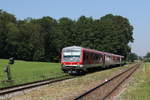 928 653 bei der Einfahrt in Kirchanschöring an der Strecke von Freilassing nach Garching an der Alz am 1.