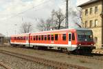 01. April 2008, VT 628 411 fährt als RB 34194 durch den Bahnhof Hochstadt-Marktzeuln nach Kronach.