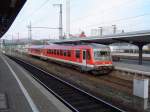 BR628 542-3 fhrt hier am 27.03.04 aus dem Gttinger Hbf in Richtung Ottbergen.