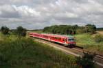 628 649 mit RE 5852 bei Rosow (30.07.2007)