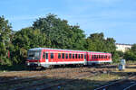 628 693 rollt in den Bahnhof Lauterbourg ein.

Lauterbourg 02.10.2023