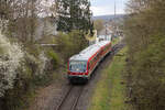 Einmal im Jahr, an Karfreitag, fahren Züge auf der Niedtalbahn über Niedaltdorf hinaus bis nach Bouzonville. Dieses Jahr waren 628 453, 628 471, 628 655 und 628 693 im Einsatz. 628 693 passiert als RB 12790 Hemmersdorf. Der Zug fuhr ohne Halt von Dillingen durch bis Bouzonville. (03.04.2026)