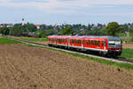 628 568 zwischen Oberndorf und Steinhöring am 5 Mai 2026. Im Hintergrund sieht man Ebersberg.