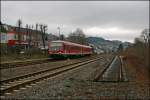 628 666/629 666 rollt als RE17 (RE 29209)  Sauerland-Express  in Bestwig ein.