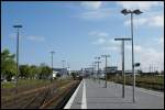 Ganz verlassen steht 928 218-7 am 25.05.2008 am Bahnsteig in Puttgarden und wartet auf die Ausfahrt als RB nach Lbeck Hbf.