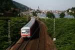 Zwei 628 fahren am 14.06.2008 als Regionalbahn von Heidelberg nach Bad Friedrichshall-Jagstfeld. Die Aufnahme entstand bei Heidelberg Karlstor und zeigt im Hintergrund die Altstadt von Heidelberg.