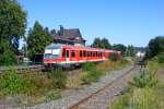 Am 24.08.09 ist gerade 928/628 697 als RB 25235 nach Alsfeld(Oberhessen) in Groen-Buseck eingefahren und wartet auf die Weiterfahrt.