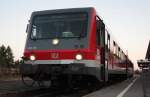 928 338 steht am 28.6. im Bahnhof Aulendorf als RB nach Hergatz auf Anschlussreisende aus Friedrichshafen und Ulm.
