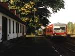 928 538-8/628 538-1 mit RB 84 “Eggebahn” 73657 Paderborn-Holzminden auf Bahnhof Ottbergen am 13-102001. Bild und scan: Date Jan de Vries.