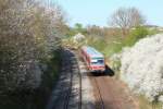 628 229 ist mit einem Regionalexpress in Richtung Heilbronn Hbf. unterwegs. Das Triebfahrzeug wurde am 09.04.2011 ca. am km 74,0 von einer Brcke aufgenommen.