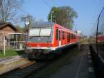 Nachdem die 628-Triebwagen auf der Strecke Stralsund-Neustrelitz kurzzeitig von 646-Triebwagen vertreten wurden,sind die 628-Triebwagen wieder auf der Strecke zurck.Beim Kreuzungshalt in Sternfeld