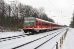 Um die werktgliche Mittagszeit verkehrt ein 628-Dreifachgespann nach Mnchen. Dieses wurde am 16.02.12 in Mnchen-Riem von 628 569-6 angefhrt.