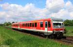 DB Regio 928 422 als RB 59718 Neufahrn - Bogen, KBS 932 Neufahrn - Bogen, Gubodenbahn, fotografiert bei Radldorf am 07.05.2012