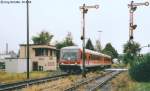 928 426 erreicht auf dem Weg nach Selb den Bahnhof Rehau.