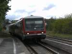 Triebwagen 628 303 der RB92 nach Andernach im Bahnhof Mendig. Dort befindet sich der sehenswerte Lavadome und der Lavakeller, aufgenommen am 28.04.2009.