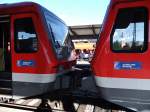 628 428 und 628 239 stehen zusammengekuppelt als RE nach Buchloe am 02.11.12 im Augsburger Hauptbahnhof.