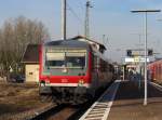 Mit voller Pulle durch Ensdorf......

Der schnellste der am 22.02.2012 in Ensdorf durchfahrenden Zge war 629 002.
Vielleicht wollte ja der Tf. der hbschen Begleiterin imponieren und hat das Letzte aus seinem Triebwagen heraus gekitzelt! :-)

KBS 685