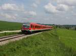 Der 628 556 und ein Weiterer als RB nach Landshut am 07.06.2013 unterwegs bei Egglkofen.
