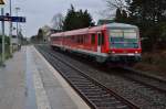 628 496 aus Köln Deutz kommend nach Neuss Hbf fahrend ist er hier in Kapellen Erft zu sehen. 8.2.2014