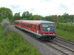 Am Osterwochenende 2014 wurden Sonderfahrten mit dem in Ludwigshafen beheimateten 628-611 im Krebsbachtal durchgeführt. Hier eine Aufnahme am Siegelsbacher Fußgängerüberweg. Rechts ist das stillgelegte Anschlussgleis ins Bundeswehrdepot zu erkennen.