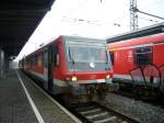 628 513 steht als RB 38 von Kln Messe/Deutz nach Neuss im Bahnhof Grevenbroich.