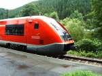 Ein Triebwagen der Baureihe 641 der DB AG (Oberweissbacherber- und Schwarzatalbahn) hlt am Haltepunkt Obstfelderschmiede (Thringen).