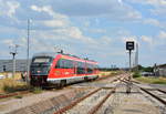 642 192 verlässt Kühnhausen in Richtung Erfurt.

Kühnhausen 09.08.2018