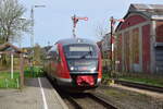 Am späten Nachmittag erreicht 642 165 den Bahnhof Ferndorf. Hier paassiert er die Ausfahrsignale in Richtung Dahlbruch.

Ferndorf 06.04.2024